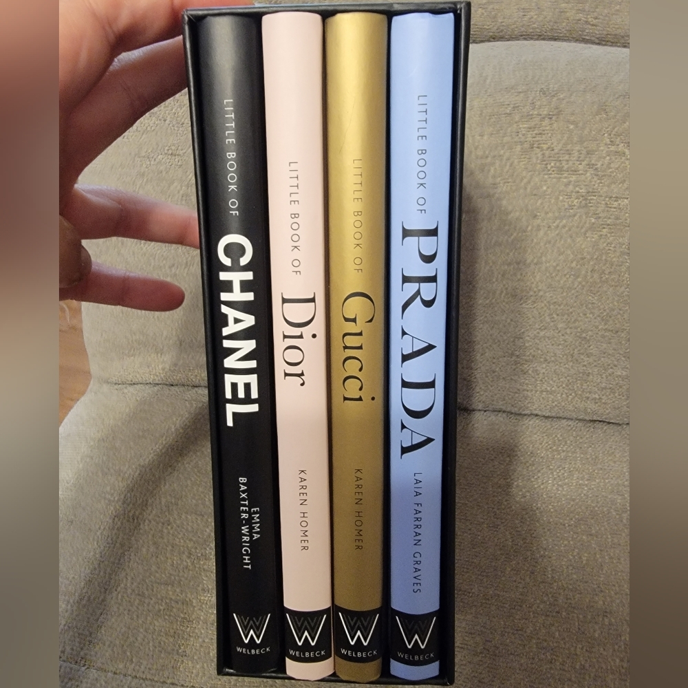 Style Guide Book Set